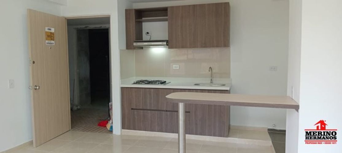 Apartamento de 2 alcobas en venta en Centro, Rionegro, 52 m² · foto 3 de 24