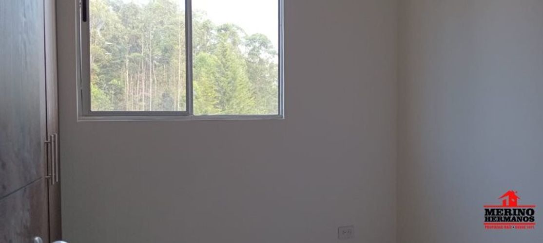 Apartamento de 2 alcobas en venta en Centro, Rionegro, 52 m² · foto 10 de 24