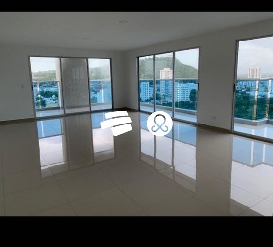 Apartamento de 3 alcobas en venta en Manga, Cartagena, 200 m² · foto 9 de 10