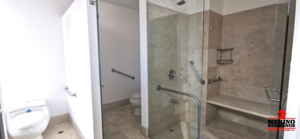 Apartamento en venta en El Poblado, Medellín · foto 22 de 24