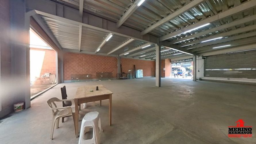 Local en arriendo en La America, Medellín, 300 m² · foto 3 de 16