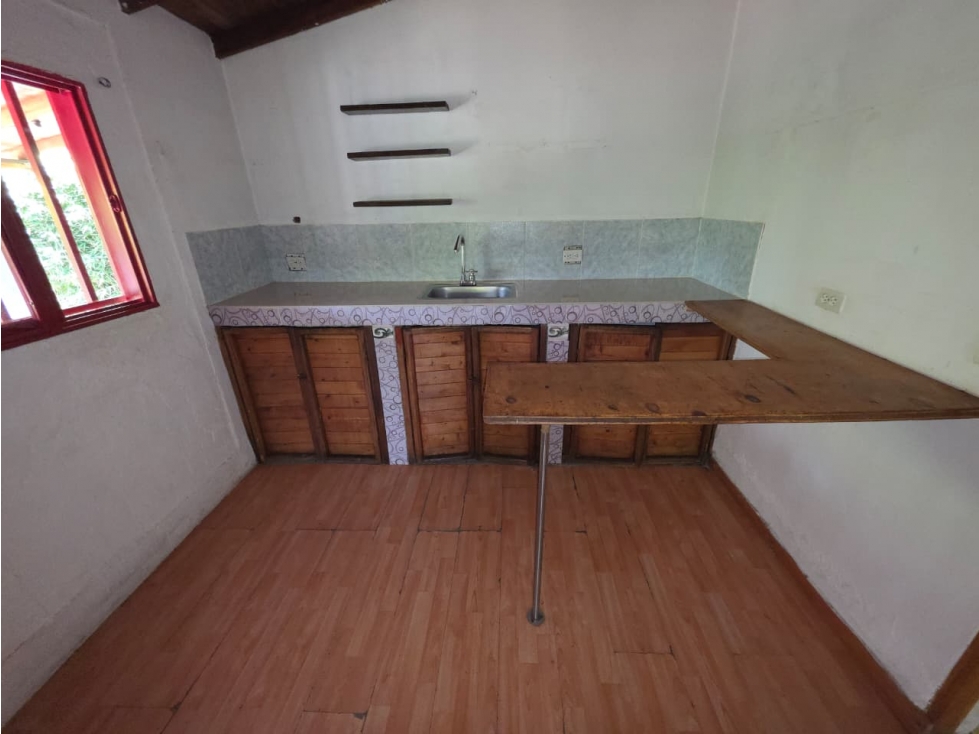 Casa en Arriendo en Santa Elena, Medellín