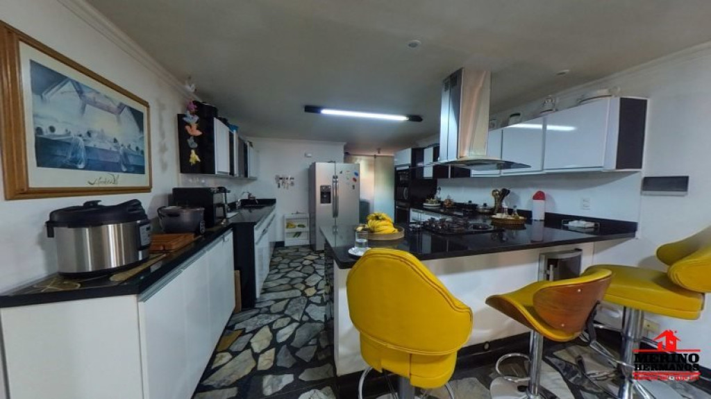 Apartamento en arriendo en El Poblado, Medellín · foto 7 de 21