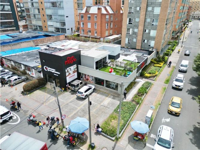 Casa de 5 alcobas en venta en Chico, Bogotá, 640 m² · foto 3 de 12