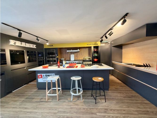 Casa de 5 alcobas en venta en Chico, Bogotá, 640 m² · foto 11 de 12
