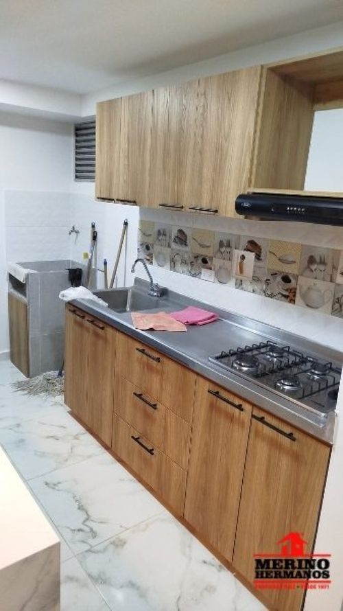 Apartamento de 3 alcobas en venta en La Navarra, Copacabana, 52 m² · foto 2 de 24