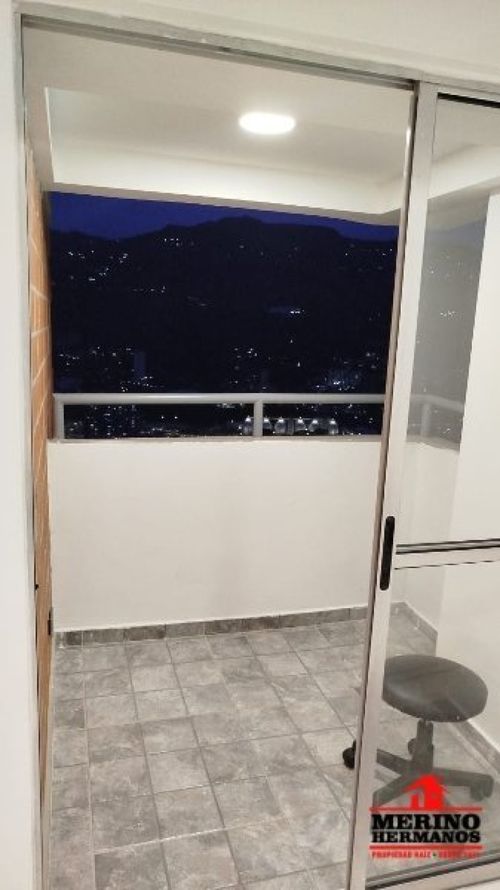 Apartamento de 3 alcobas en venta en La Navarra, Copacabana, 52 m² · foto 21 de 24