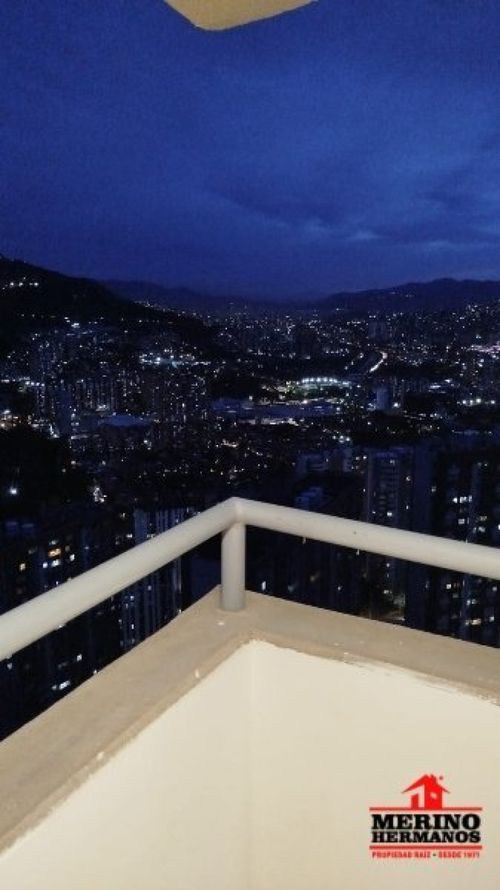 Apartamento de 3 alcobas en venta en La Navarra, Copacabana, 52 m² · foto 24 de 24