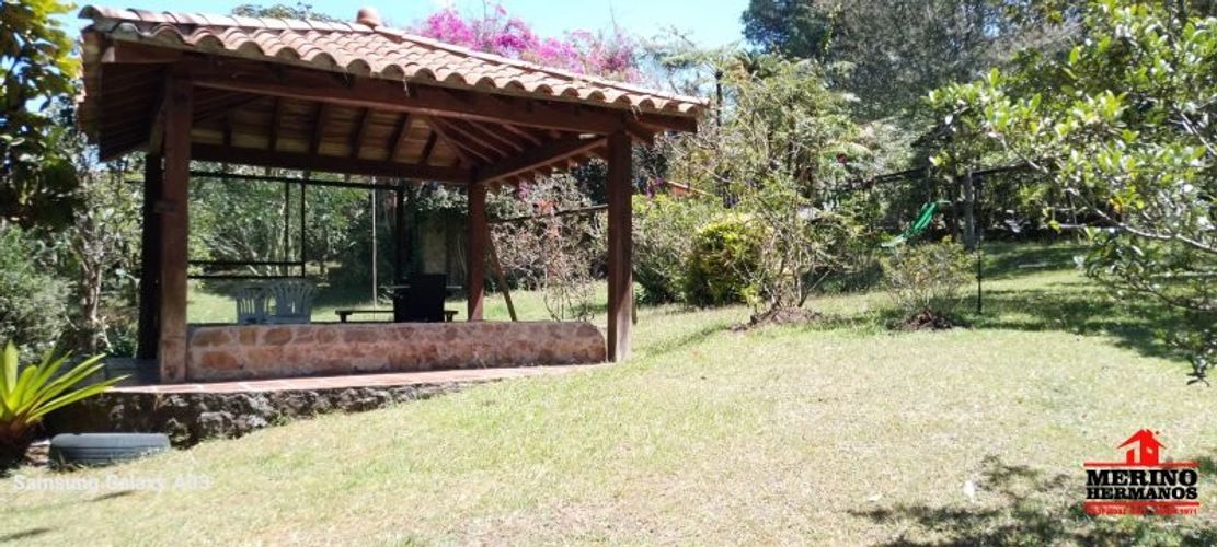Casa de 11 alcobas en venta en Guarne, 800 m² · foto 11 de 23