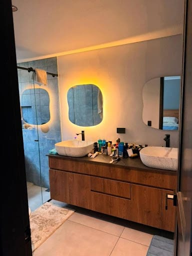 Apartamento de 3 alcobas en arriendo en Los Balsos, Medellín, 154 m² · foto 6 de 13