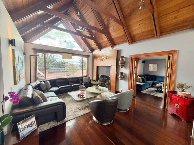 Casa de 4 alcobas en venta en Sierras Del Moral, Bogotá, 315 m² · foto 2 de 22