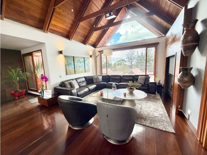 Casa de 4 alcobas en venta en Sierras Del Moral, Bogotá, 315 m² · foto 3 de 22
