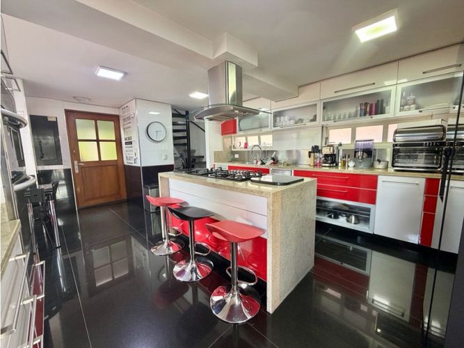 Casa de 4 alcobas en venta en Sierras Del Moral, Bogotá, 315 m² · foto 6 de 22