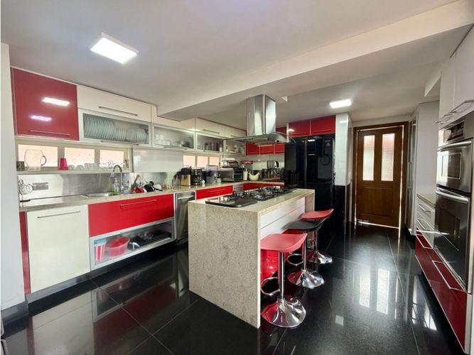 Casa de 4 alcobas en venta en Sierras Del Moral, Bogotá, 315 m² · foto 7 de 22