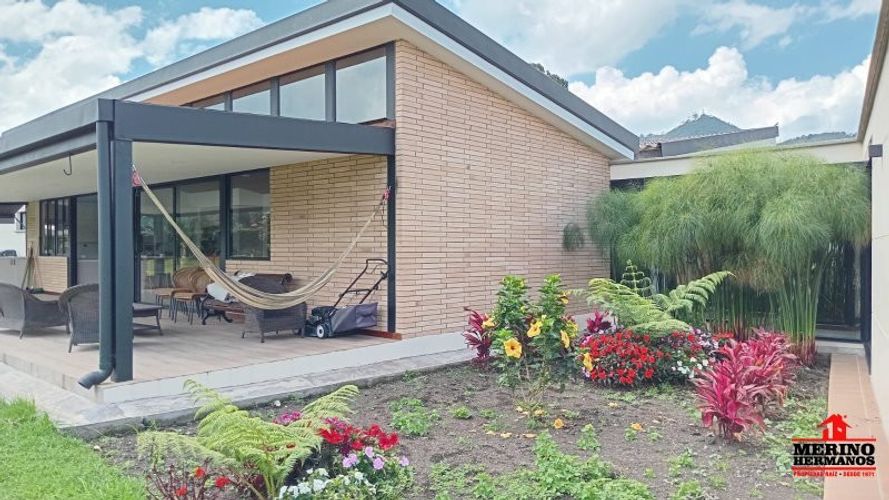 Casa de 5 alcobas en venta en La Esperanza, El Carmen de Viboral, 487 m² · foto 11 de 24