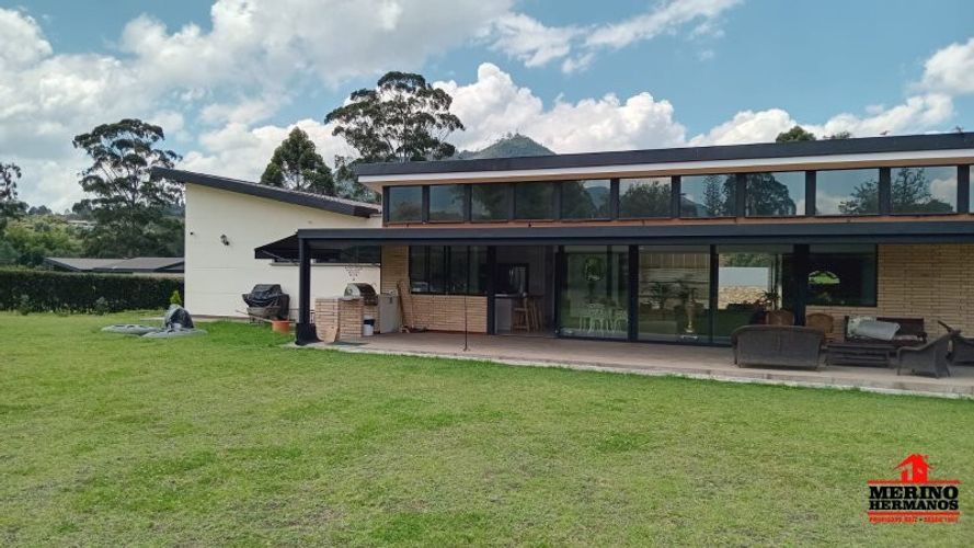 Casa de 5 alcobas en venta en La Esperanza, El Carmen de Viboral, 487 m² · foto 14 de 24