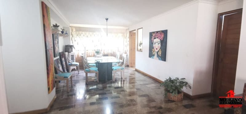 Apartamento de 3 alcobas en venta en Patio Bonito, Medellín, 196 m² · foto 2 de 22