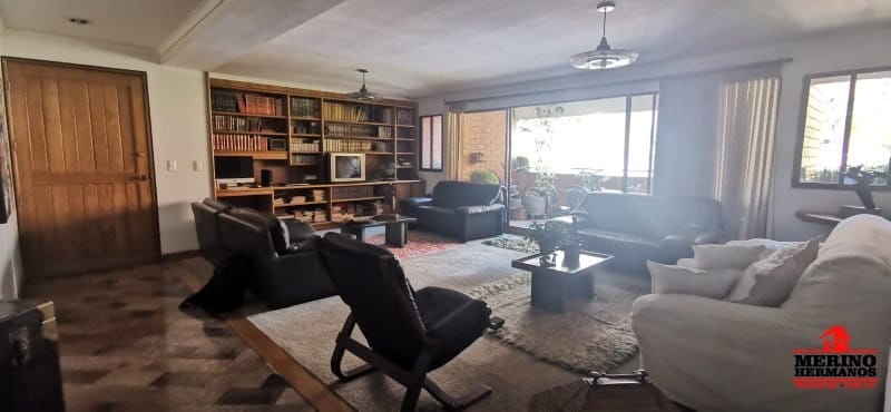 Apartamento de 3 alcobas en venta en Patio Bonito, Medellín, 196 m² · foto 3 de 22