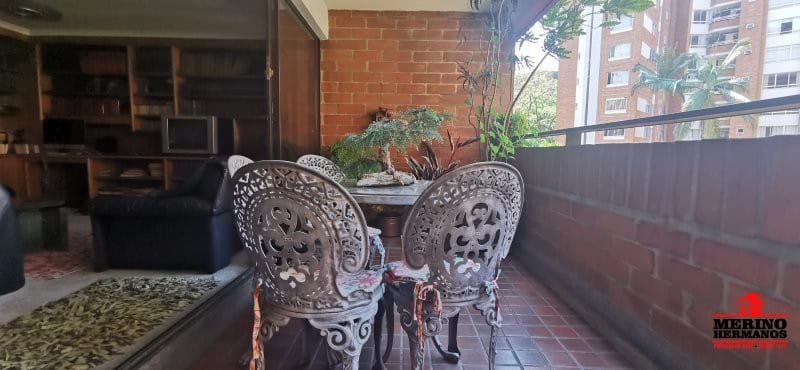 Apartamento de 3 alcobas en venta en Patio Bonito, Medellín, 196 m² · foto 5 de 22