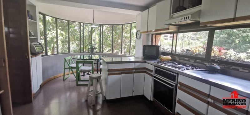 Apartamento de 3 alcobas en venta en Patio Bonito, Medellín, 196 m² · foto 6 de 22
