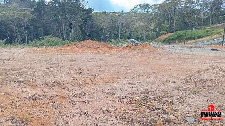 Lote en venta en Centro, Rionegro, 6637 m² · foto 4 de 9