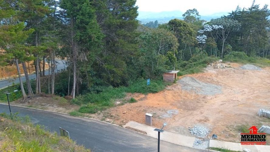 Lote en venta en Centro, Rionegro, 6637 m² · foto 5 de 9