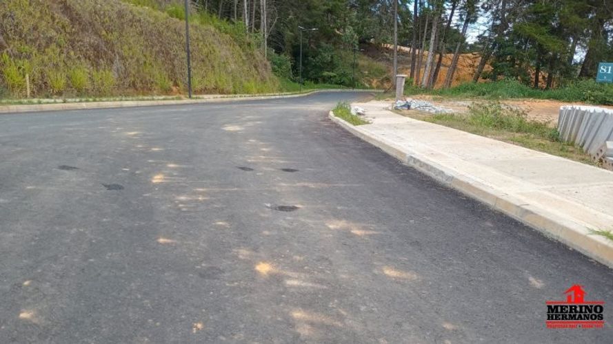 Lote en venta en Centro, Rionegro, 6637 m² · foto 9 de 9