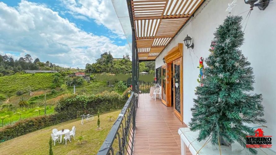 Casa de 9 alcobas en venta en Centro, Rionegro, 600 m² · foto 4 de 24