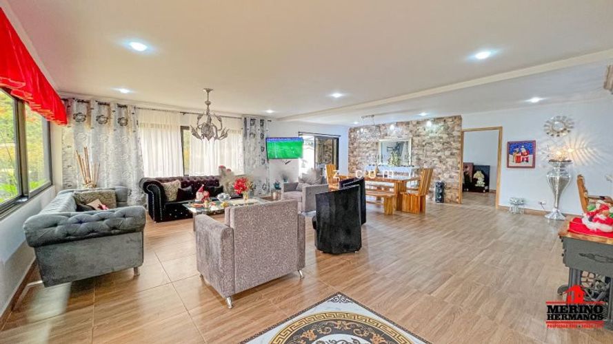 Casa de 9 alcobas en venta en Centro, Rionegro, 600 m² · foto 9 de 24