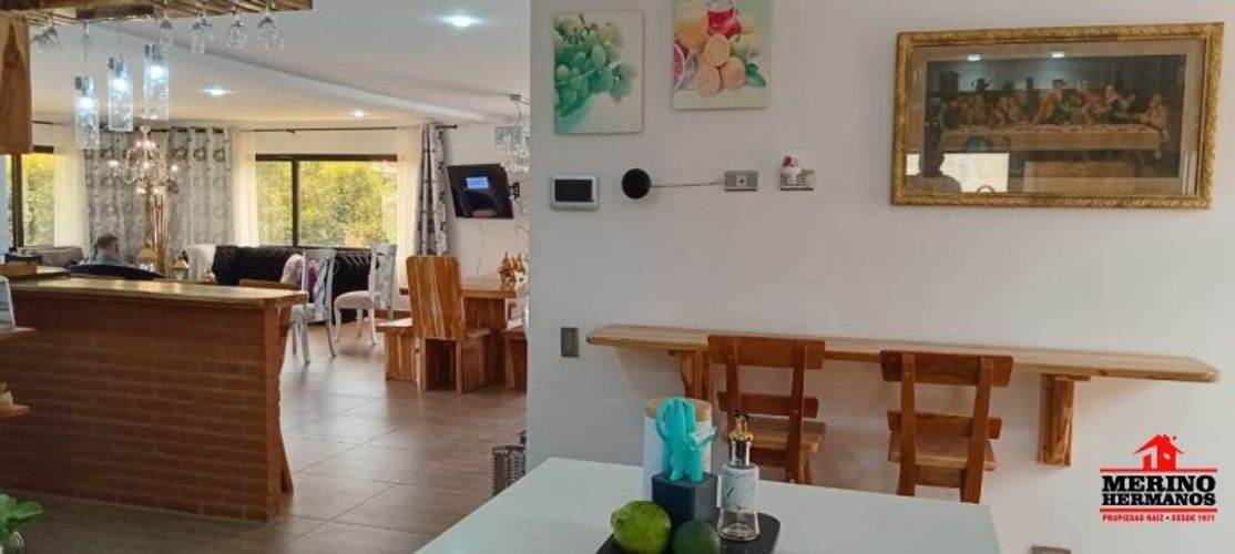 Casa de 9 alcobas en venta en Centro, Rionegro, 600 m² · foto 12 de 24