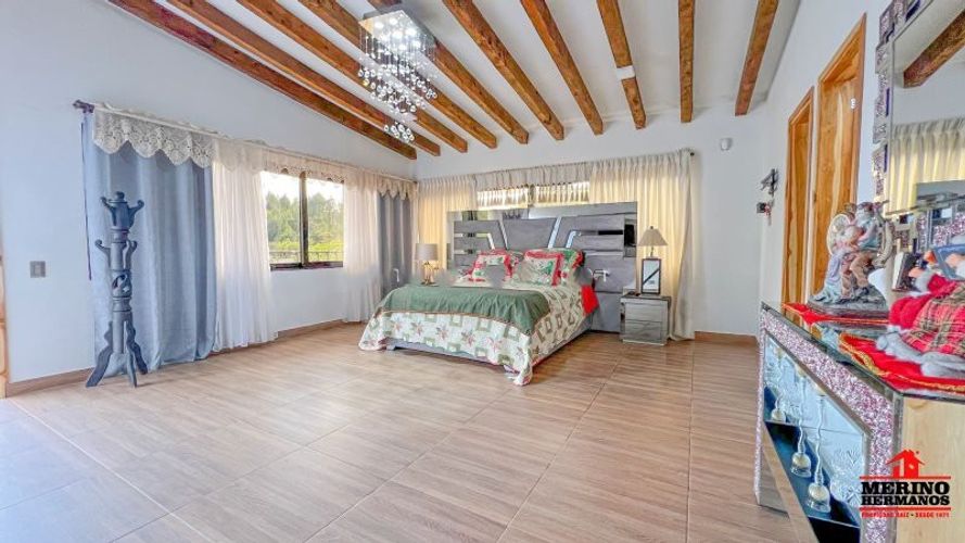 Casa de 9 alcobas en venta en Centro, Rionegro, 600 m² · foto 13 de 24