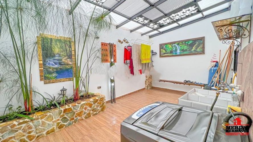 Casa de 9 alcobas en venta en Centro, Rionegro, 600 m² · foto 20 de 24