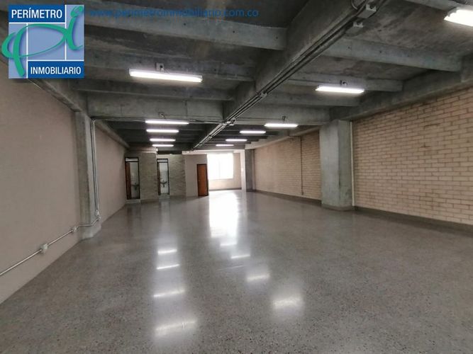 Oficina en arriendo en Guayabal, Medellín, 214 m² · foto 4 de 6