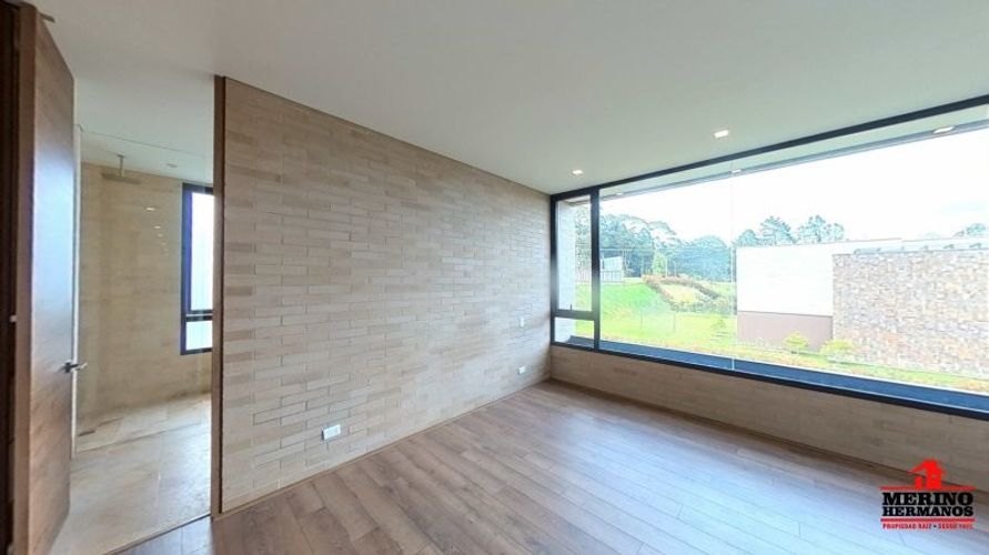 Casa de 3 alcobas en venta en Zuñiga, Envigado, 310 m² · foto 16 de 24
