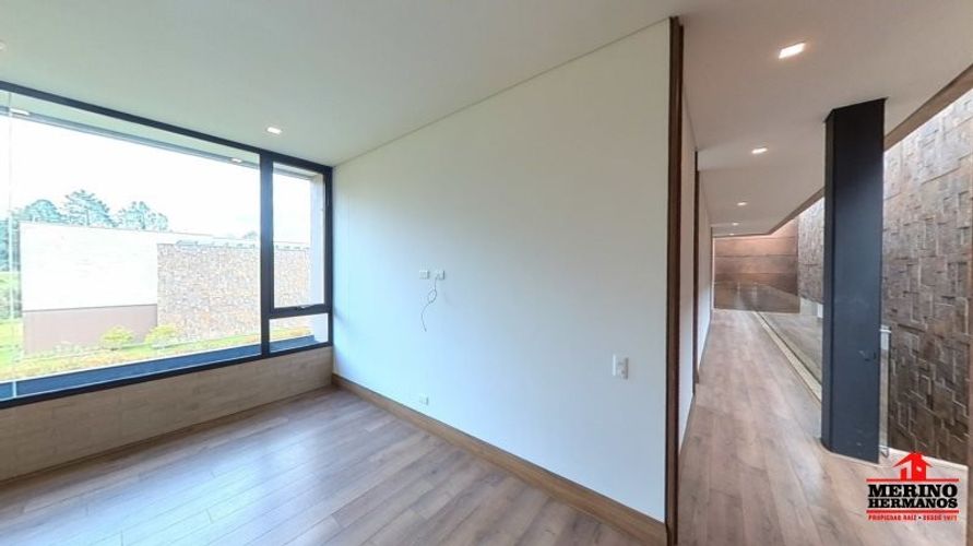 Casa de 3 alcobas en venta en Zuñiga, Envigado, 310 m² · foto 20 de 24