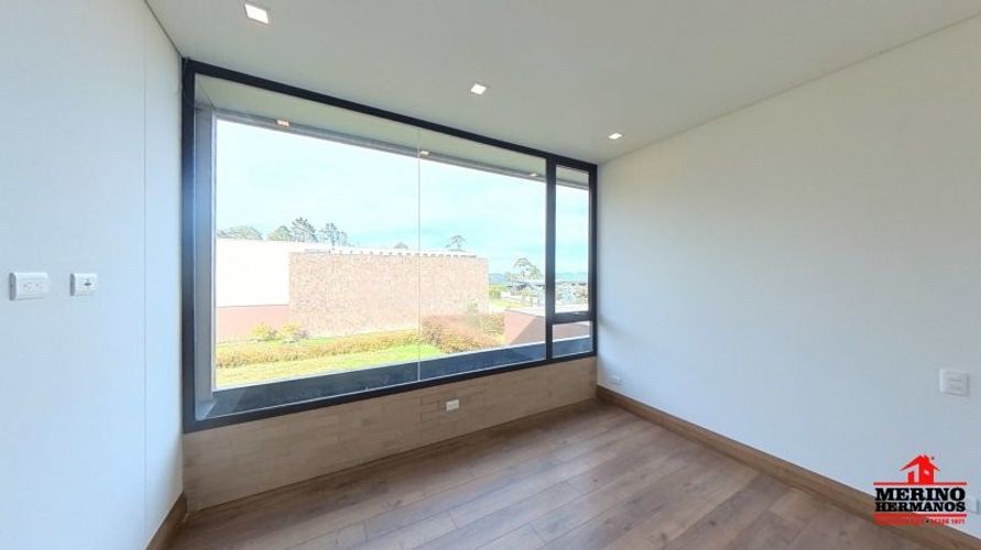 Casa de 3 alcobas en venta en Zuñiga, Envigado, 310 m² · foto 22 de 24