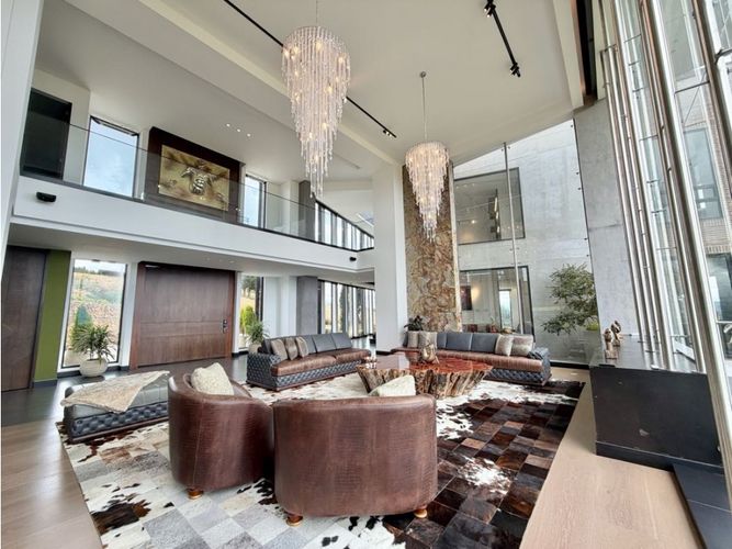Casa de 4 alcobas en venta en Yerbabuena, Chía, 1100 m² · foto 4 de 24