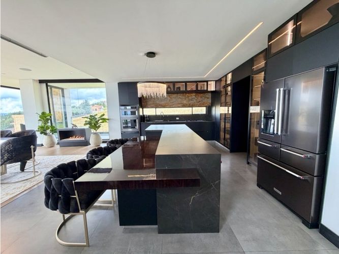 Casa de 4 alcobas en venta en Yerbabuena, Chía, 1100 m² · foto 6 de 24