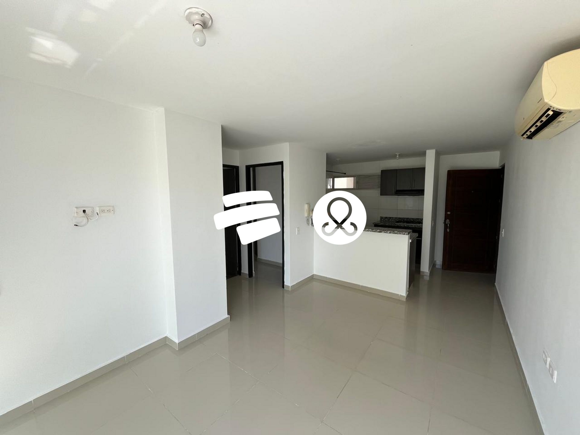 Apartamento en venta en El Bosque, Cartagena · foto 2 de 19