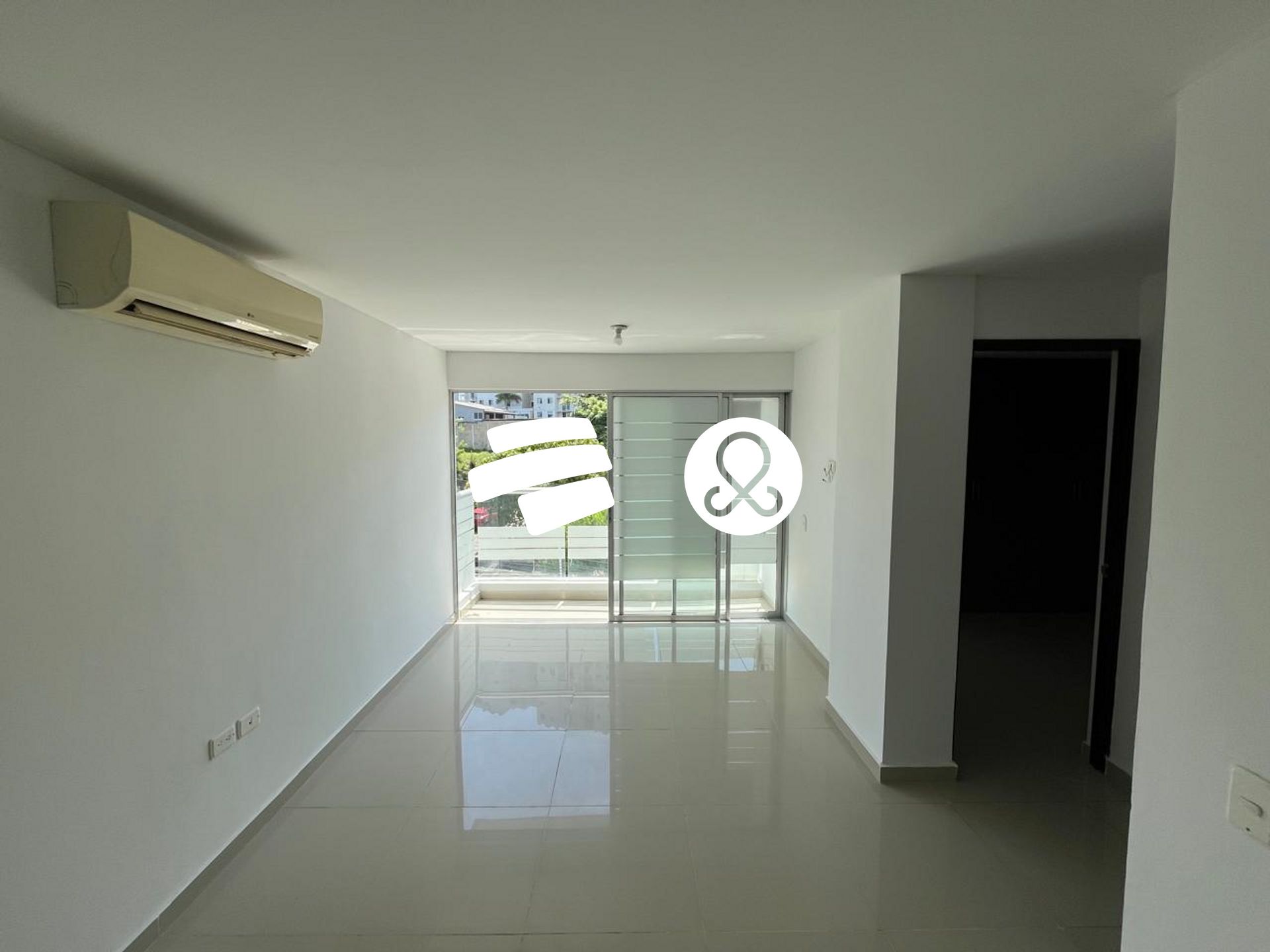 Apartamento en venta en El Bosque, Cartagena · foto 3 de 19