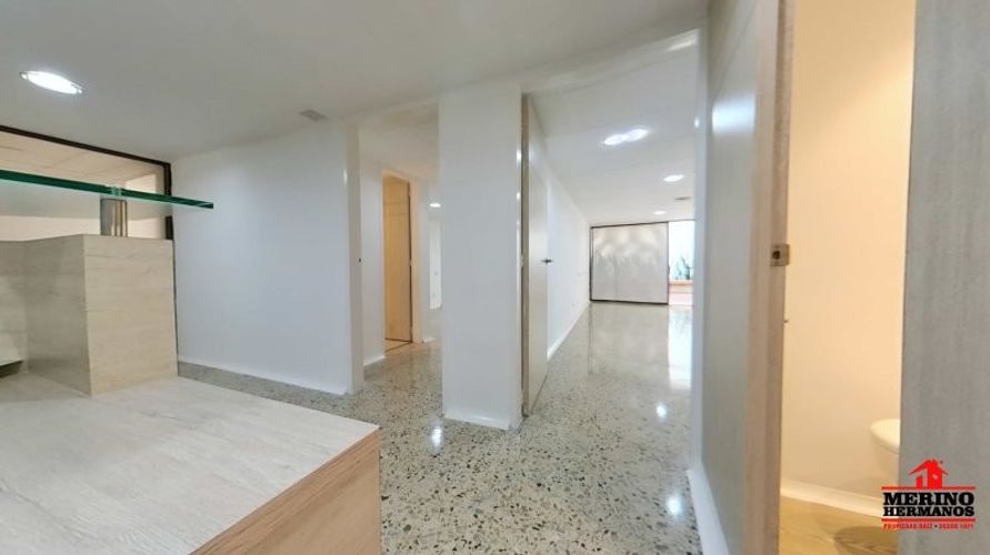 Oficina en arriendo en Laureles, Medellín, 100 m² · foto 10 de 24