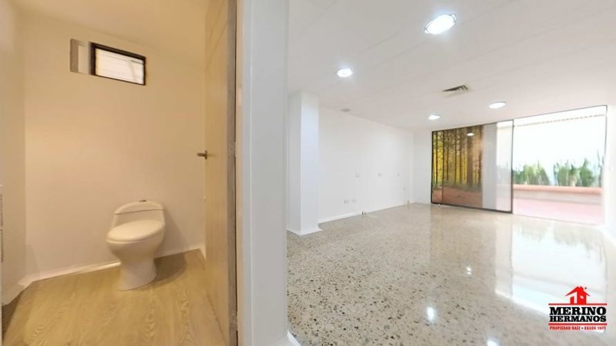 Oficina en arriendo en Laureles, Medellín, 100 m² · foto 13 de 24