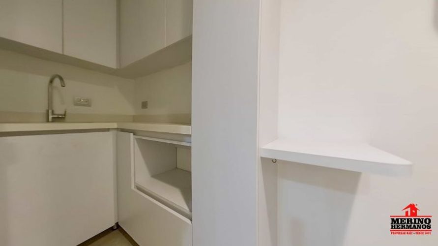 Oficina en arriendo en Laureles, Medellín, 100 m² · foto 15 de 24