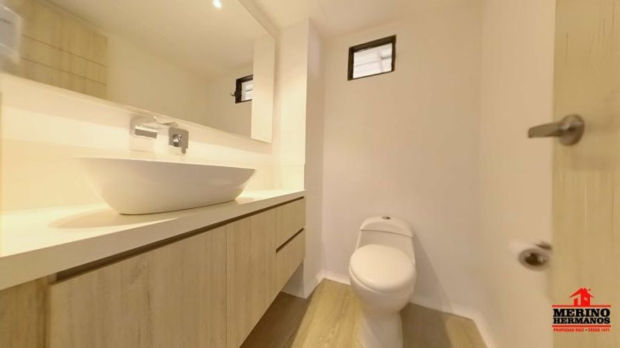Oficina en arriendo en Laureles, Medellín, 100 m² · foto 16 de 24