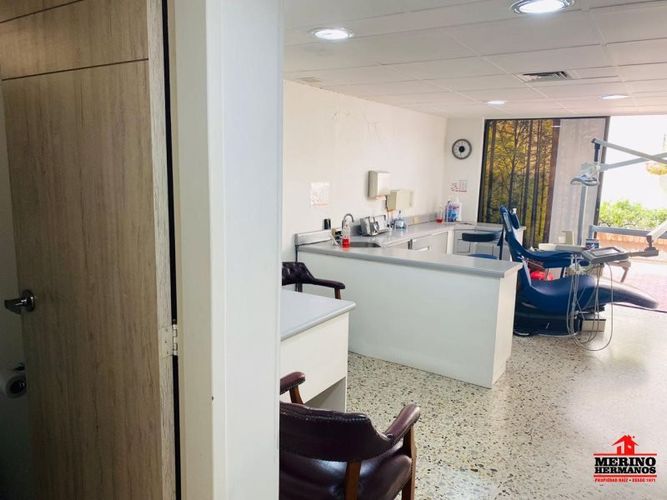 Oficina en arriendo en Laureles, Medellín, 100 m² · foto 24 de 24