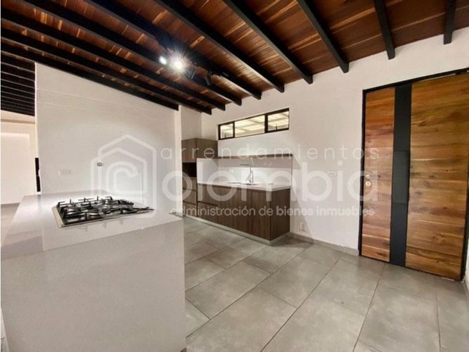 Casa de 4 alcobas en venta en La Catedral, Envigado, 250 m² · foto 11 de 24