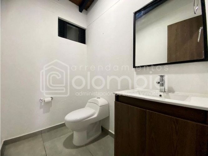 Casa de 4 alcobas en venta en La Catedral, Envigado, 250 m² · foto 13 de 24