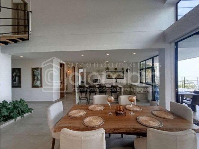 Casa de 4 alcobas en venta en La Catedral, Envigado, 310 m² · foto 7 de 24