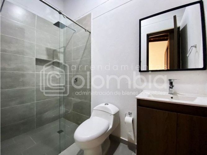 Casa de 4 alcobas en venta en La Catedral, Envigado, 250 m² · foto 20 de 24