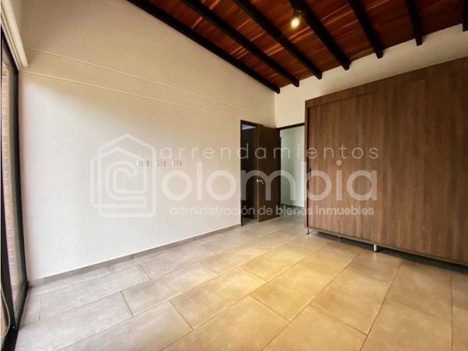 Casa de 4 alcobas en venta en La Catedral, Envigado, 250 m² · foto 21 de 24